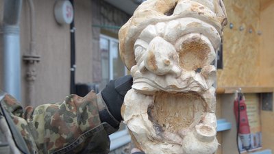 Пенсіонер з Тернопільщини займається коренепластикою Пенсіонер з Тернопільщини займається коренепластикою