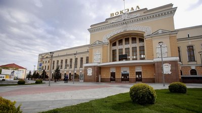 У Тернополі завершили реконструцію Привокзального майдану У Тернополі завершили реконструцію Привокзального майдану