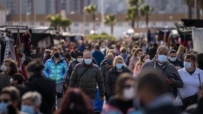 В Україні за добу виявлено майже 5 тисяч випадків COVID-19