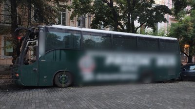 У центрі Одеси загорівся квестовий автобус У центрі Одеси загорівся квестовий автобус