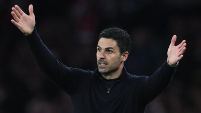 Тренер "Арсеналу" Мікель Артета під час матчу Ліги чемпіонів проти "Спортінгу"