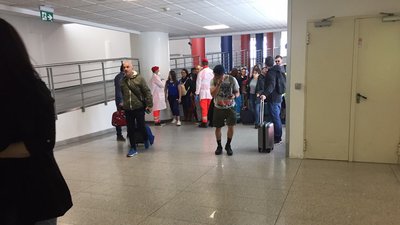У жодного з пасажирів підвищену температуру не виявили У жодного з пасажирів підвищену температуру не виявили