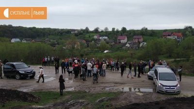 Самовільні роботи на території заповідника "Стільське городище" Самовільні роботи на території заповідника "Стільське городище"