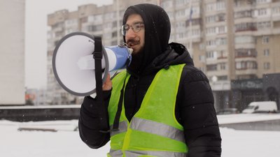 "Гроші на ЗСУ": у Луцьку відбулася акція протесту, проведення якої погодив суд