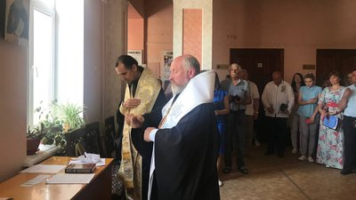 Благодійна виставка-аукціон