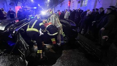 Смертельна ДТП у Житомирі біля вулиці Михайлівської: є загиблі та травмовані Смертельна ДТП у Житомирі біля вулиці Михайлівської: є загиблі та травмовані