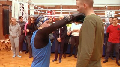Чемпіонка світу з кікбоксингу служить у Луцькому прикордонному загоні Чемпіонка світу з кікбоксингу служить у Луцькому прикордонному загоні