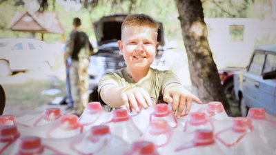 Питана вода та медикаменти: Черкащина продовжує допомагати Херсонщині
