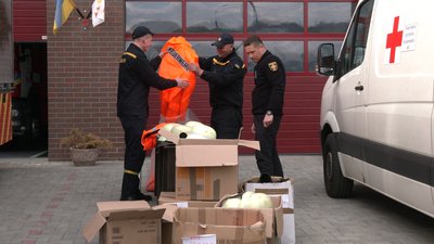 Волонтери з Німеччини привезли до Рівного гуманітарну допомогу Волонтери з Німеччини привезли до Рівного гуманітарну допомогу