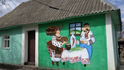Хмельницька художниця створює картини на будинках. Хмельницька художниця створює картини на будинках.