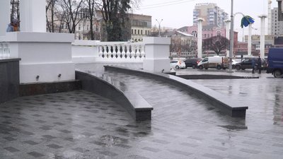 У Харкові відкрили після рекоснтрукції фонтан "Дзеркальний струмінь" У Харкові відкрили після рекоснтрукції фонтан "Дзеркальний струмінь"