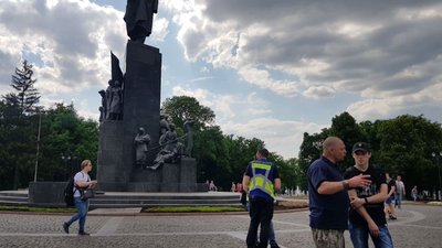 У Харкові вимагають скасування заборони на виступи вуличних музикантів У Харкові вимагають скасування заборони на виступи вуличних музикантів