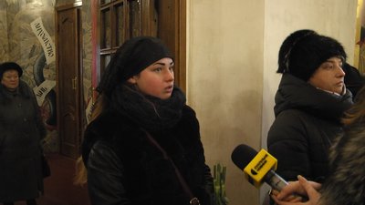 Повернувся з-за кордону, щоб боронити Україну: в Житомирі попрощалися із загиблим десантником Олександром Стаканом Повернувся з-за кордону, щоб боронити Україну: в Житомирі попрощалися із загиблим десантником Олександром Стаканом