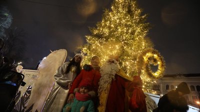 Кропивницька ялинка найнижча і найдешевша в Україні, найдорожча – у Дніпрі