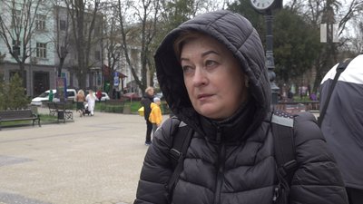 У Тернополі збирають підписи проти оренди Почаївської лаври московським патріархатом У Тернополі збирають підписи проти оренди Почаївської лаври московським патріархатом