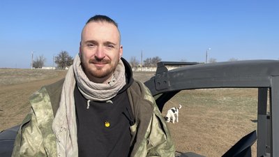 Волонтер Томаш Хрено Волонтер Томаш Хрено