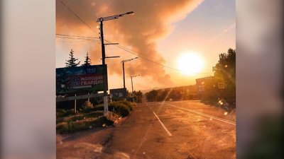 Черговий "хлопок": в окупованому Хрустальному продовжує детонувати склад боєприпасів Черговий "хлопок": в окупованому Хрустальному продовжує детонувати склад боєприпасів