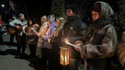 У Кременчуці на Алеї Героїв відбулася акція з поширення Вифлеємського вогню миру