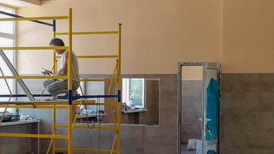 Довгождан: як на Харківщині тривала реконструкція 84-річного ліцею Довгождан: як на Харківщині тривала реконструкція 84-річного ліцею