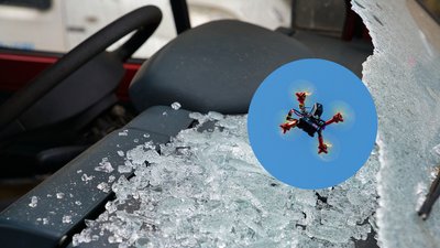 На прикордонні Чернігівщини росіяни атакували дронами автомобіль, який привіз хліб у магазин
