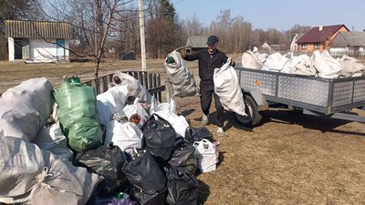На Волині діти змагаються у конкурсі зі збору вторинної сировини