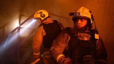 Росіяни вночі вдарили по промисловому об’єкту на Полтавщині Росіяни вночі вдарили по промисловому об’єкту на Полтавщині