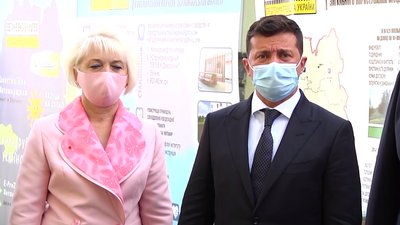 Зеленський на Житомирщині розповів, на що витратили гроші з коронавірусного фонду