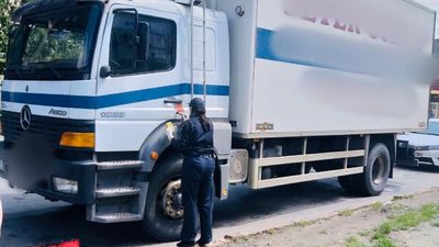 В Івано-Франківську з вантажівки поцупили 450 тисяч гривень