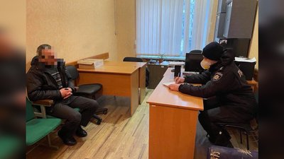 У Сєвєродонецьку викрили чоловіка, який розраховувався у магазинах сувенірними купюрами