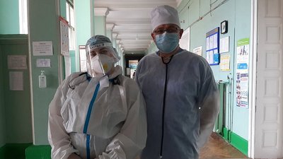 "Це неоціненні досвід і практика", - лікарка-інтерн ІФНМУ про боротьбу з COVID-19