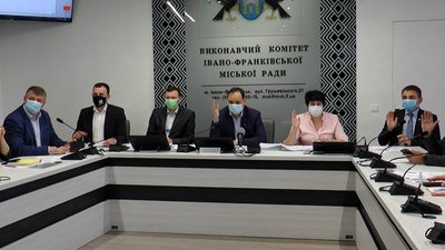 Франківський виконком погодив перепрофілювання двох ринків у місті Франківський виконком погодив перепрофілювання двох ринків у місті