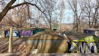 гаражі біля Старокиївської гори