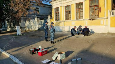 У Придністров'ї заявили про спроби підпалити нафтобазу і військкомат у Тирасполі У Придністров'ї заявили про спроби підпалити нафтобазу і військкомат у Тирасполі