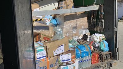 У Тернопіль прибула гуманітарна допомога з французького міста Канни У Тернопіль прибула гуманітарна допомога з французького міста Канни