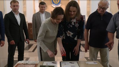 У Львові з нагоди Дня шахів погасили поштову марку