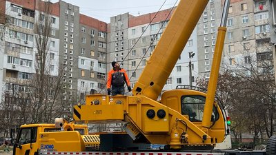 У Миколаєві відремонтували 143 дахи будинків, пошкоджених обстрілами — мер У Миколаєві відремонтували 143 дахи будинків, пошкоджених обстрілами — мер