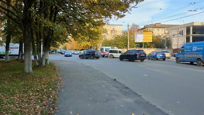 ДТП у Житомирі – зіштовхнулися мопед та легковик, є потерпілі