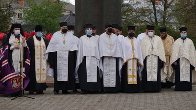 У Тернополі вшанували пам'ять загиблих в Другій світовій війні У Тернополі вшанували пам'ять загиблих в Другій світовій війні