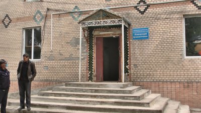 У незадовільному фінансовому стані комунального підприємства "Благоустрій Дунаєвеччини" працівники звинувачують міську владу, яка не повністю розрахувалася за їх послуги. Фото: Суспільне. Поділля. У незадовільному фінансовому стані комунального підприємства "Благоустрій Дунаєвеччини" працівники звинувачують міську владу, яка не повністю розрахувалася за їх послуги. Фото: Суспільне. Поділля.