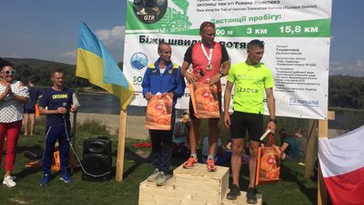 На Франківщині 80 учасників пробігли слідами Галицької Трансверсальної залізниці На Франківщині 80 учасників пробігли слідами Галицької Трансверсальної залізниці