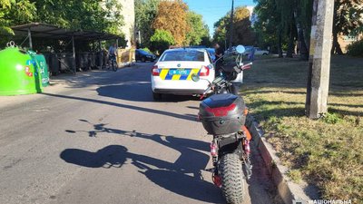 Дитина під колесами мотоцикла: в поліції розповіли подробиці ДТП