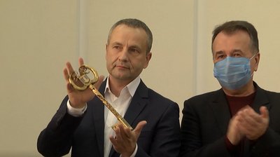 Перша сесія Херсонської міськї ради VIII скликання: що вирішили Перша сесія Херсонської міськї ради VIII скликання: що вирішили