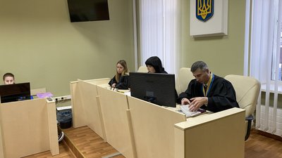 Справа екссекретаря Полтавської міської ради Карпова: у суді призначили розгляд по суті