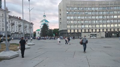 У Сумах влаштували акцію проти капітуляції У Сумах влаштували акцію проти капітуляції