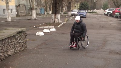 У Херсоні перевірили, наскільки місто доступне для людей з інвалідністю У Херсоні перевірили, наскільки місто доступне для людей з інвалідністю