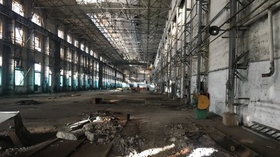 У Чернівцях виставили на торги промислове приміщення. Стартова ціна — 8 мільйонів доларів