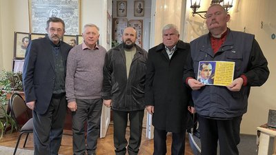 Тернопільські просвітяни вшанували героїв Крут