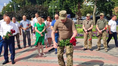 У Черкасах вперше відзначають День державності У Черкасах вперше відзначають День державності