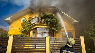  Пожежу в будинку в мікрорайоні БАМ в Ужгороді ліквідували