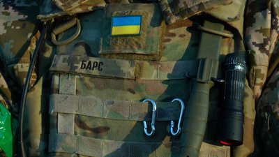 "Готують дискредитації". Військові РФ поблизу Кремінної перевдягаються у форму ЗСУ — Центр нацспротиву